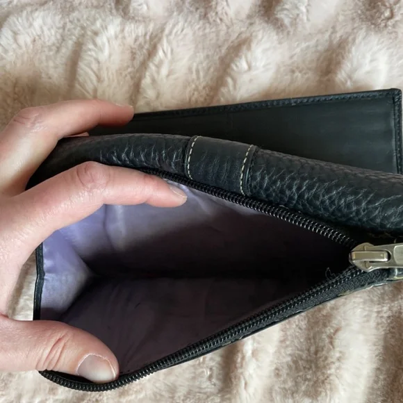 Coach Wallet - Picture 7 of 7